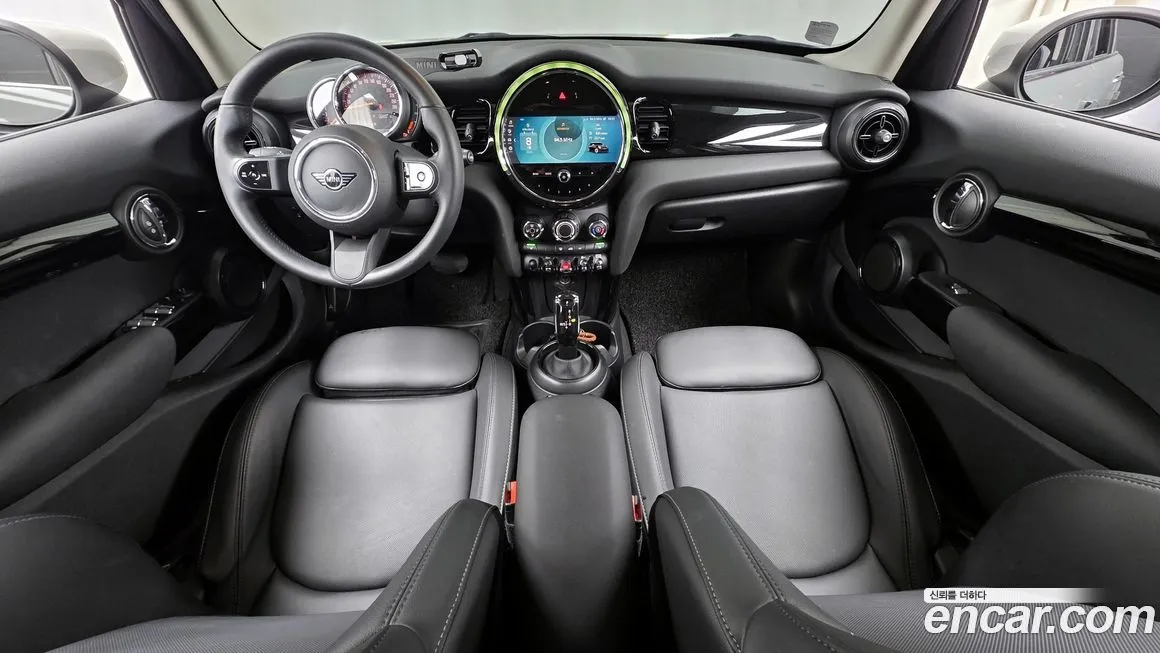 Mini Cooper 2022 из KR, фото 8