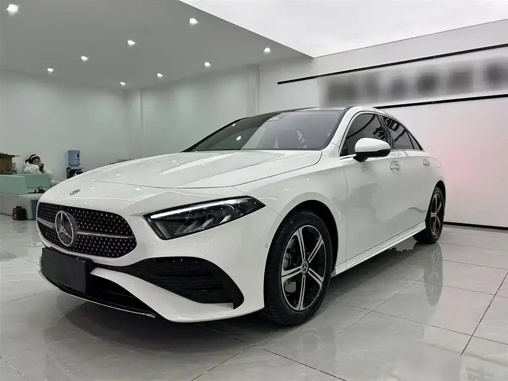 Mercedes-Benz A-Class 2025 из CN, фото 3