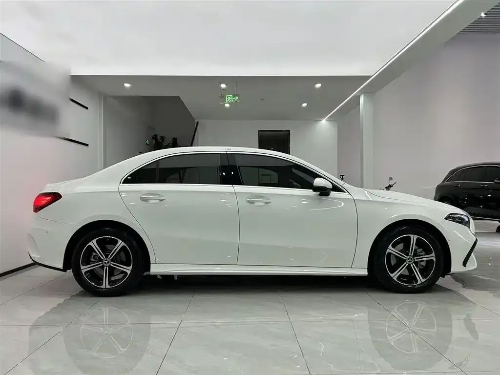 Mercedes-Benz A-Class 2025 из CN, фото 4