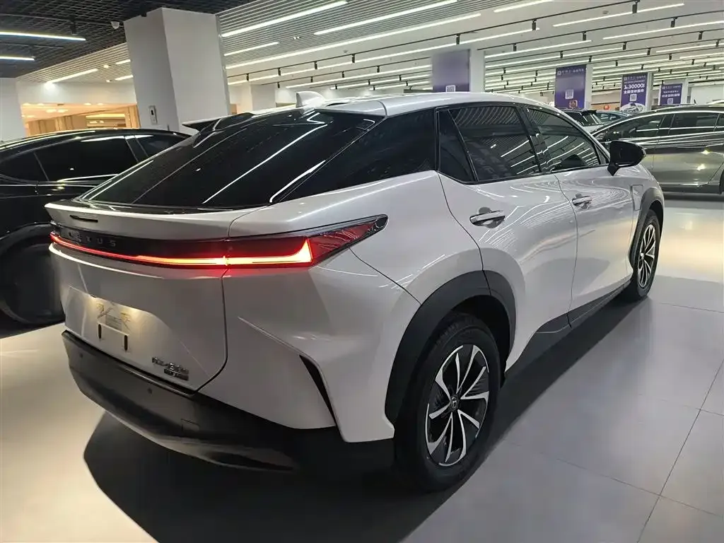 Lexus RZ 2023 из CN, фото 3