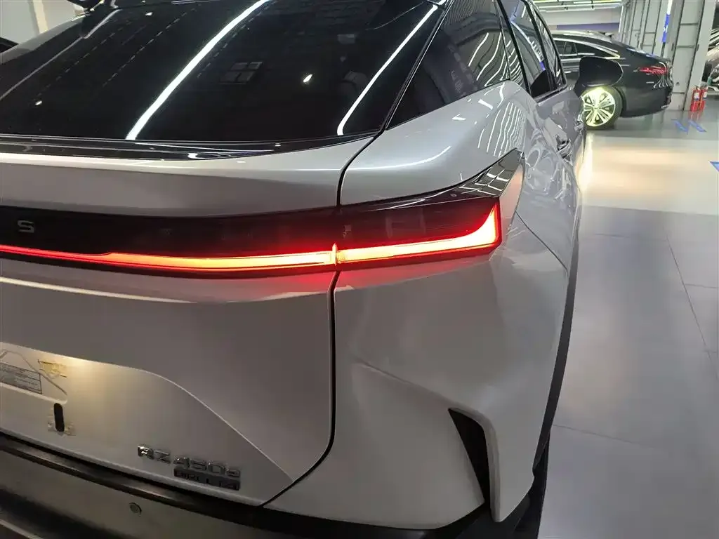 Lexus RZ 2023 из CN, фото 5