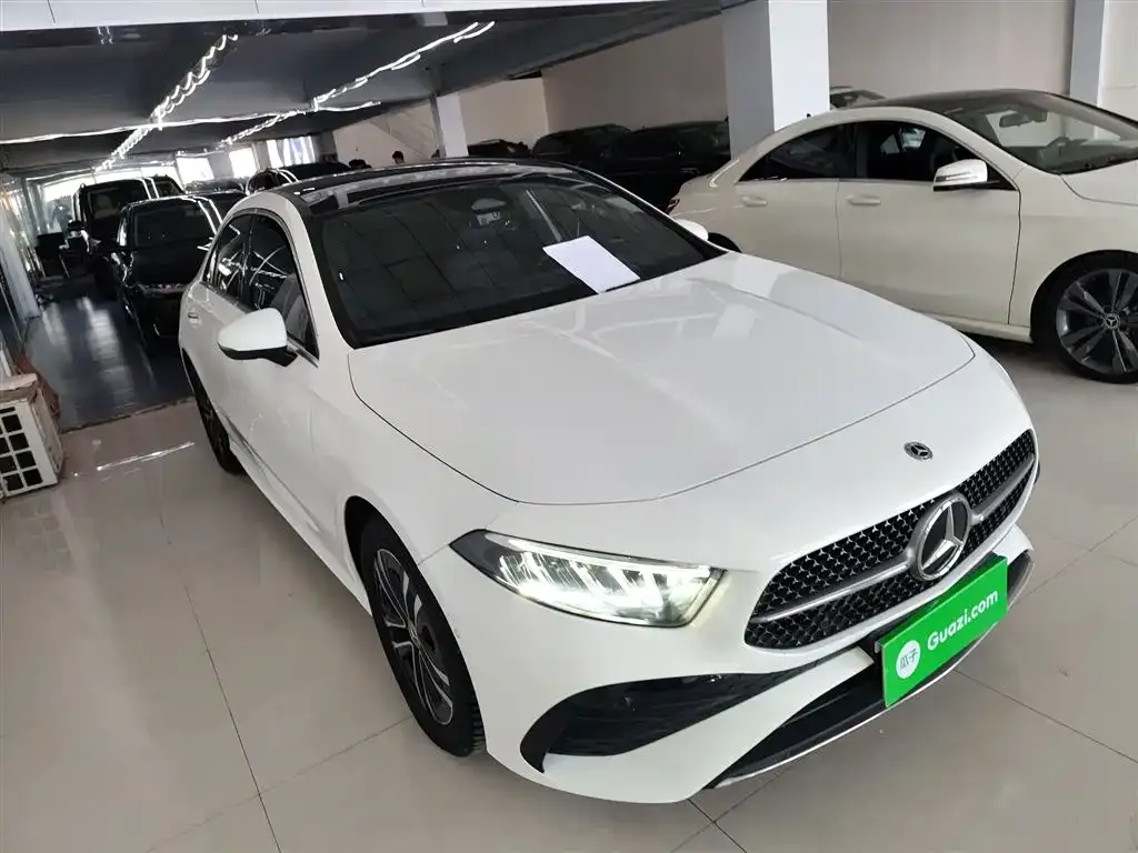 Mercedes-Benz A-Class 2023 из CN, фото 9