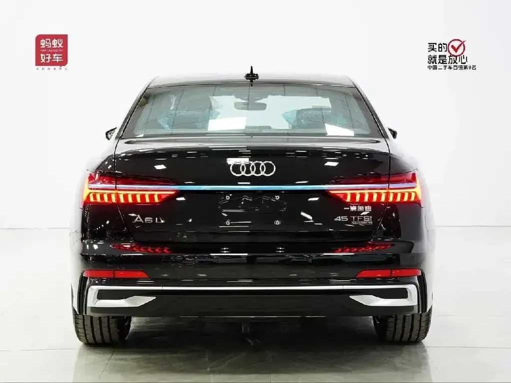 Audi A6L — фото 9