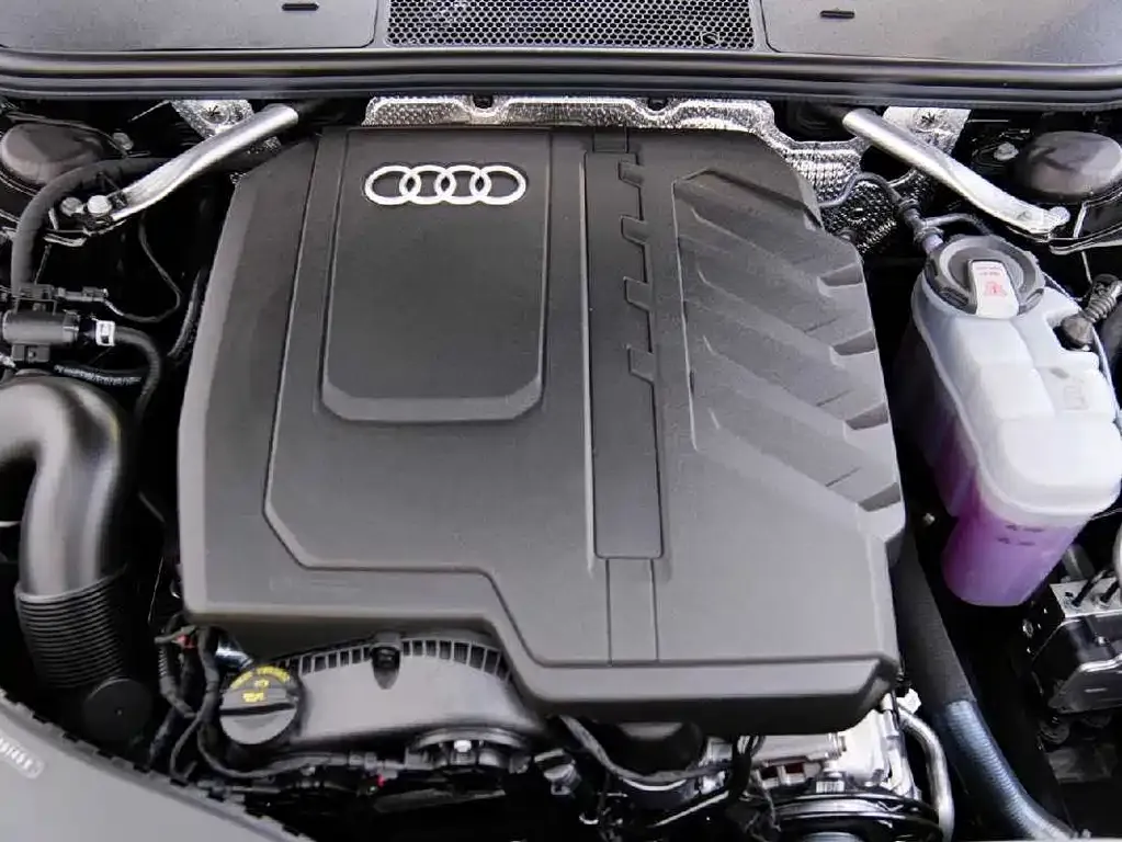 Audi A6L — фото 10