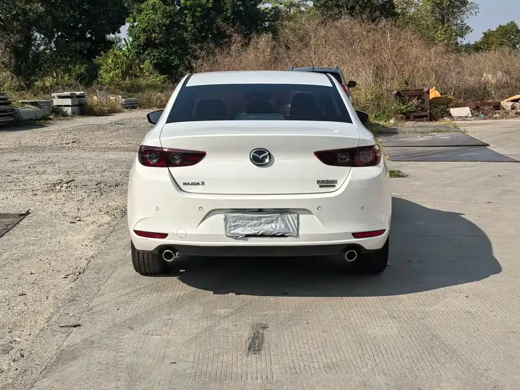 Mazda 3 Axela 2023 из CN, фото 7