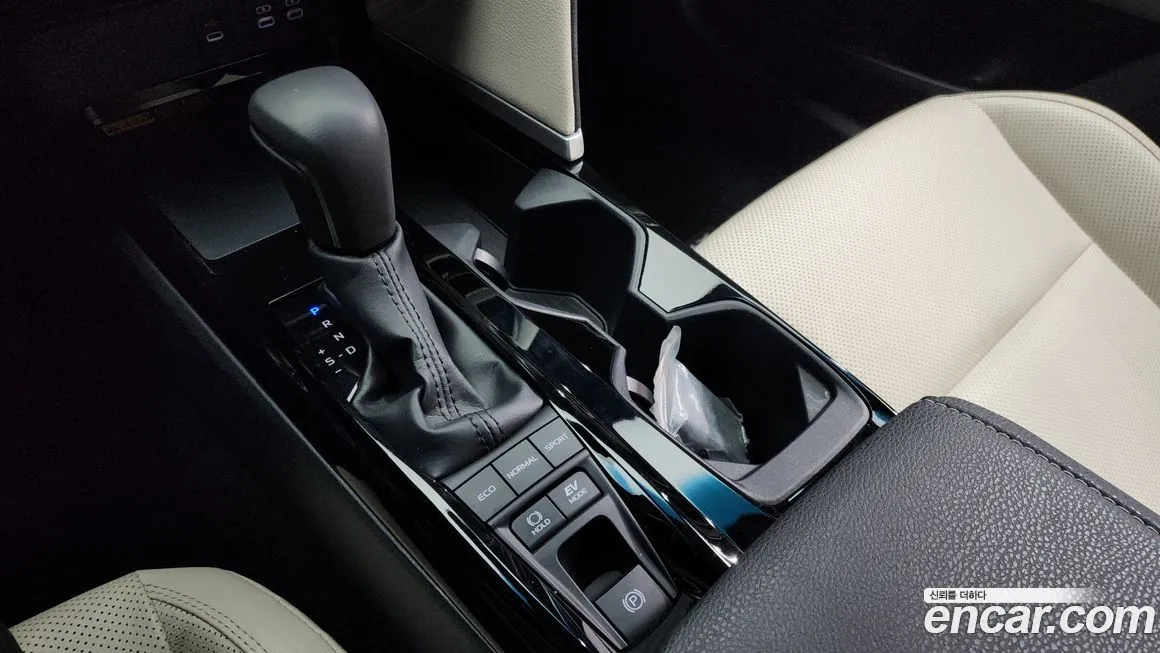Toyota Camry 2025 из KR, фото 8