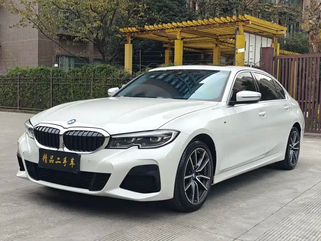 BMW 3 Series — фото 1