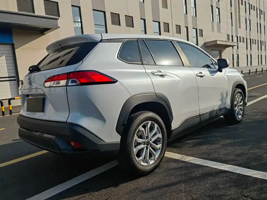 Toyota Frontlander 2024 из CN, фото 6