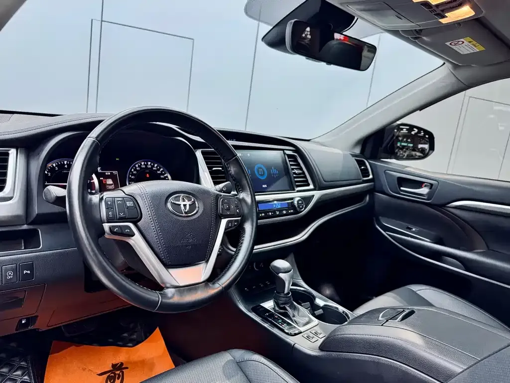 Toyota Highlander 2021 из CN, фото 7