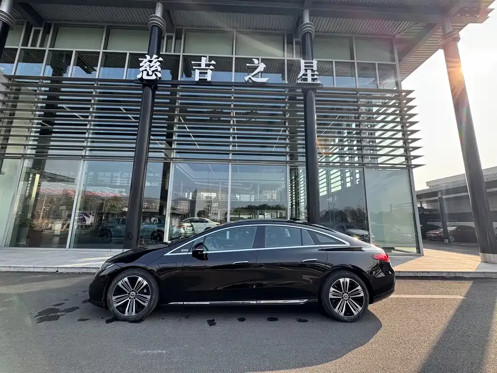 Mercedes-Benz EQS 2023 из CN, фото 9