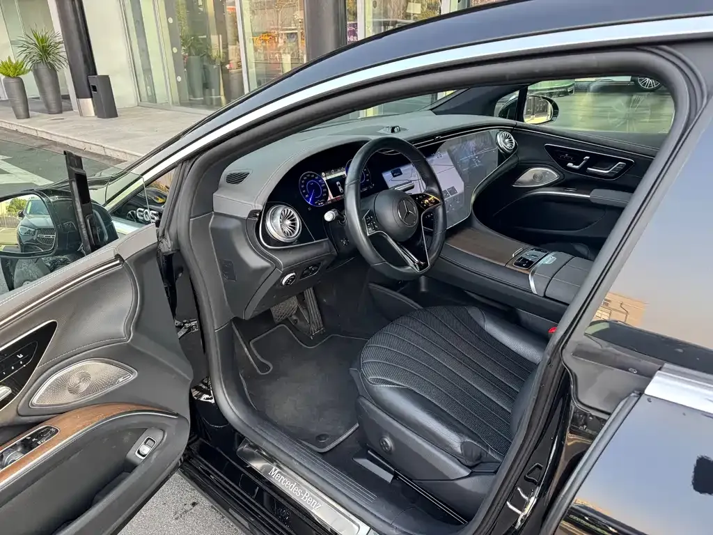 Mercedes-Benz EQS 2023 из CN, фото 4