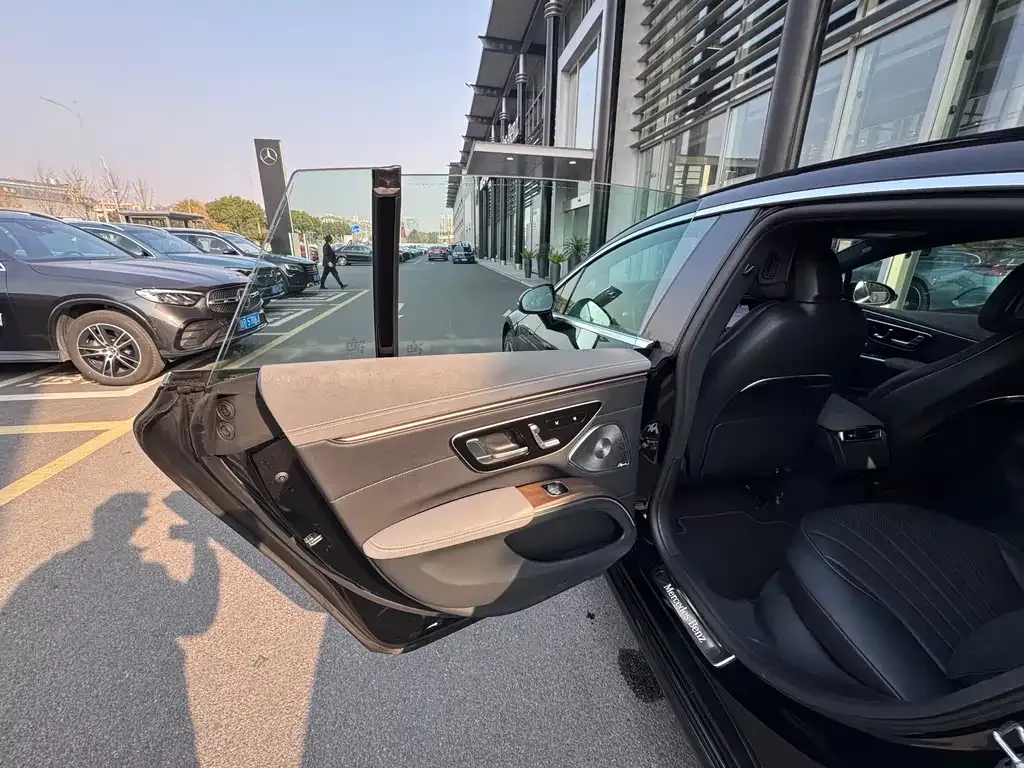Mercedes-Benz EQS 2023 из CN, фото 7