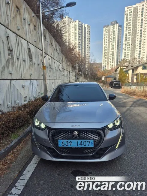 Peugeot 208 2022 из KR, фото 3