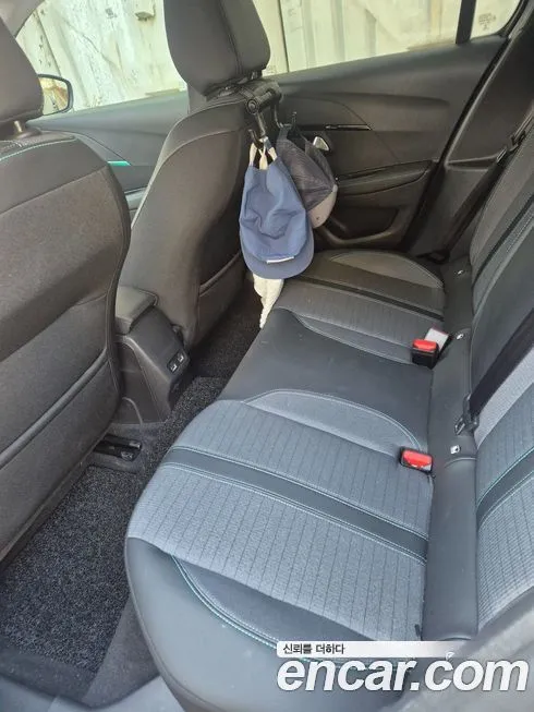 Peugeot 208 2022 из KR, фото 5