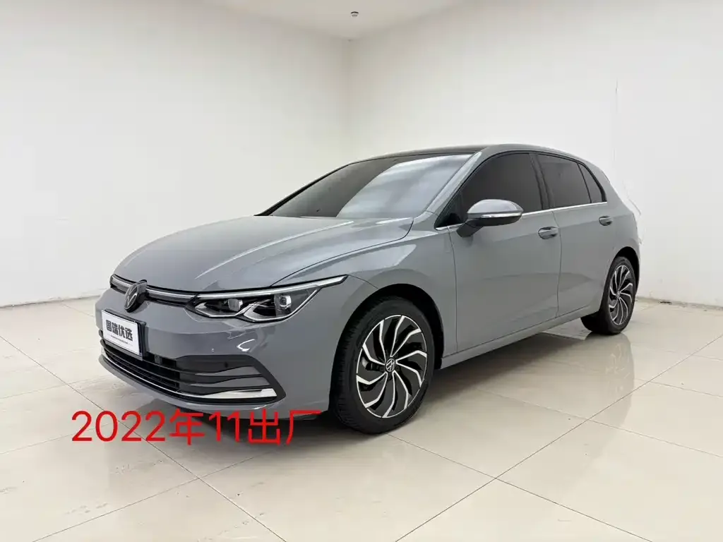 Volkswagen Golf 2023 из CN, фото 1