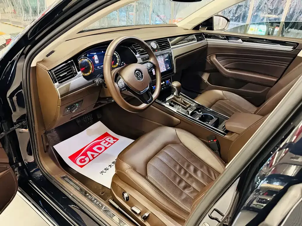 Volkswagen Phideon 2021 из CN, фото 4