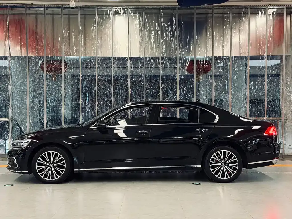 Volkswagen Phideon 2021 из CN, фото 5