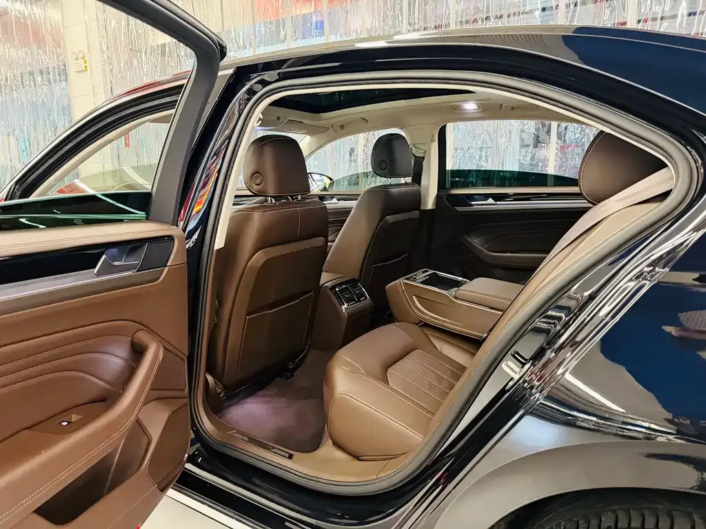 Volkswagen Phideon 2021 из CN, фото 6