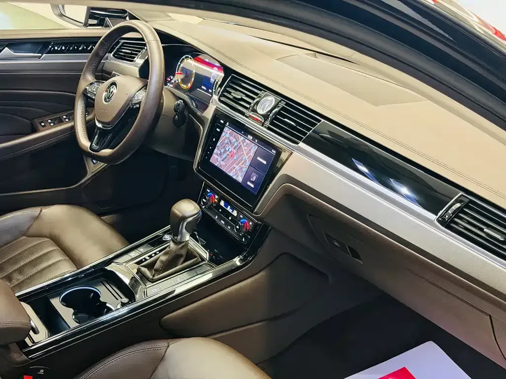 Volkswagen Phideon 2021 из CN, фото 9