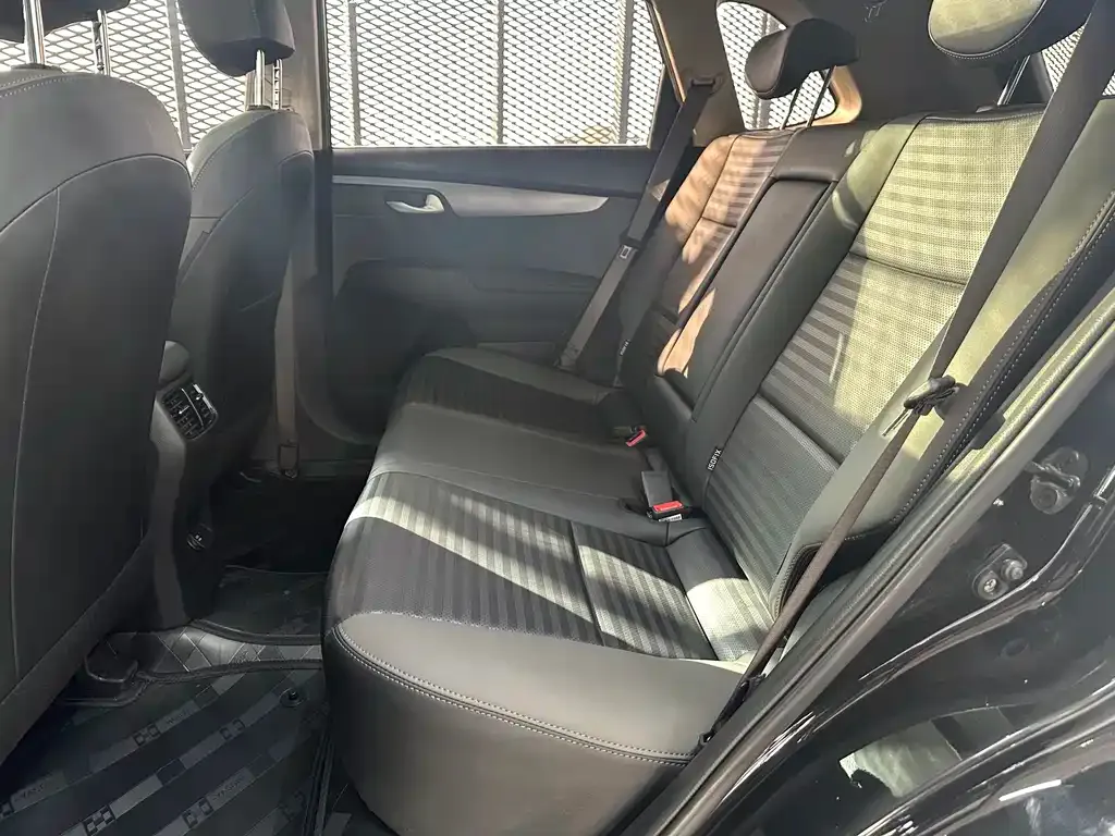 Kia Sportage 2021 из CN, фото 7