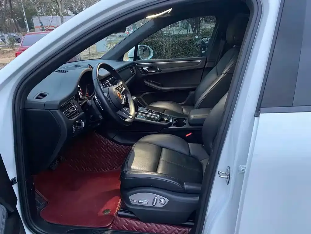 Porsche Macan 2022 из CN, фото 5