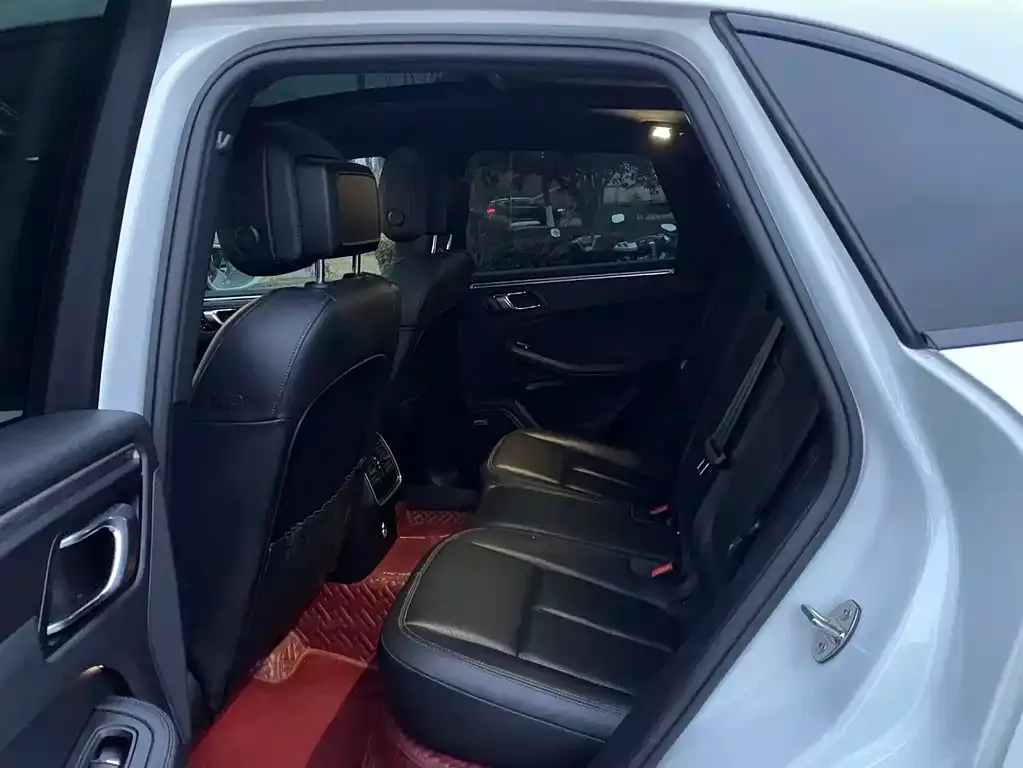Porsche Macan 2022 из CN, фото 2