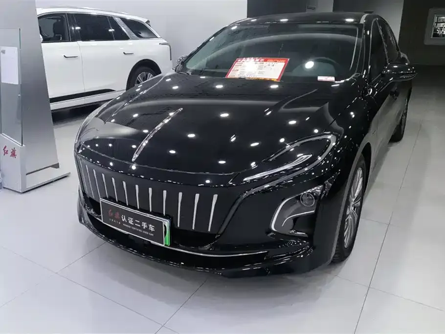 Hongqi E-QM5 2024 из CN, фото 1