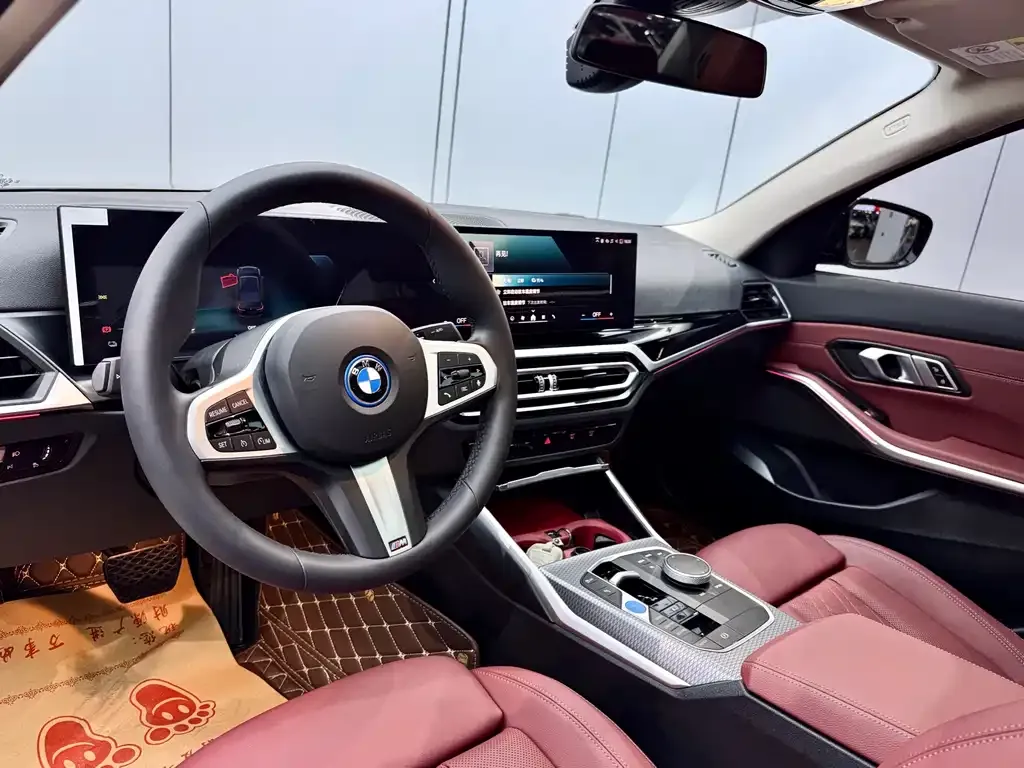 BMW i3 2024 из CN, фото 3