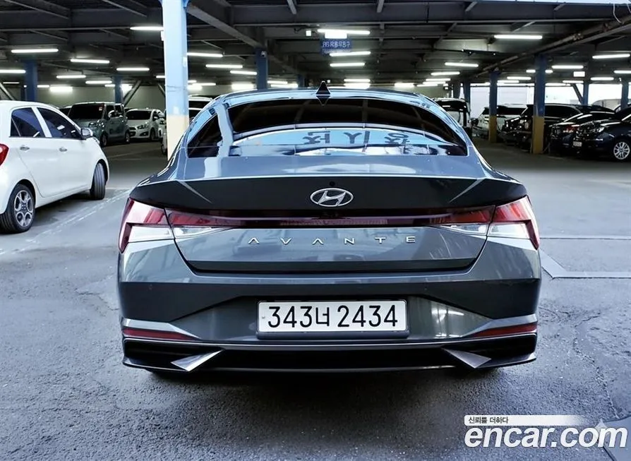 Hyundai AVANTE — фото 3
