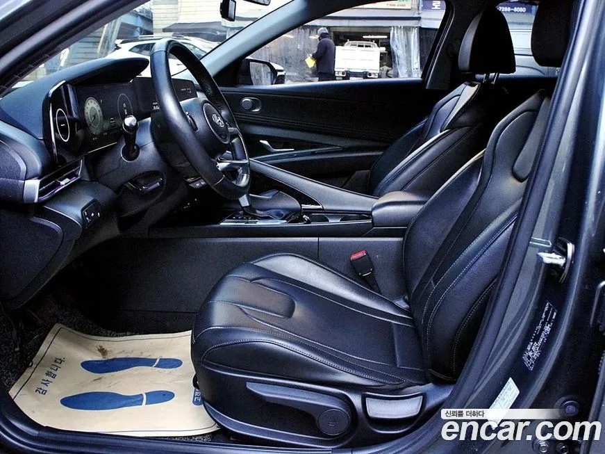 Hyundai AVANTE — фото 5