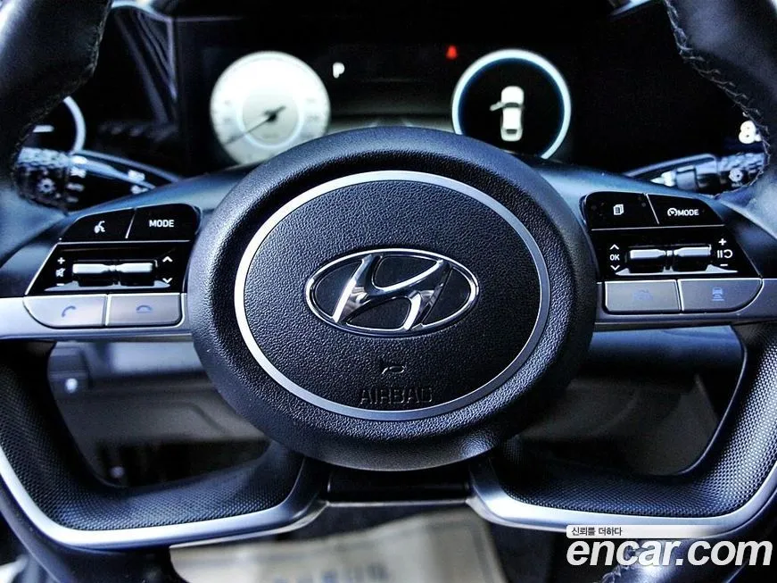 Hyundai AVANTE — фото 8