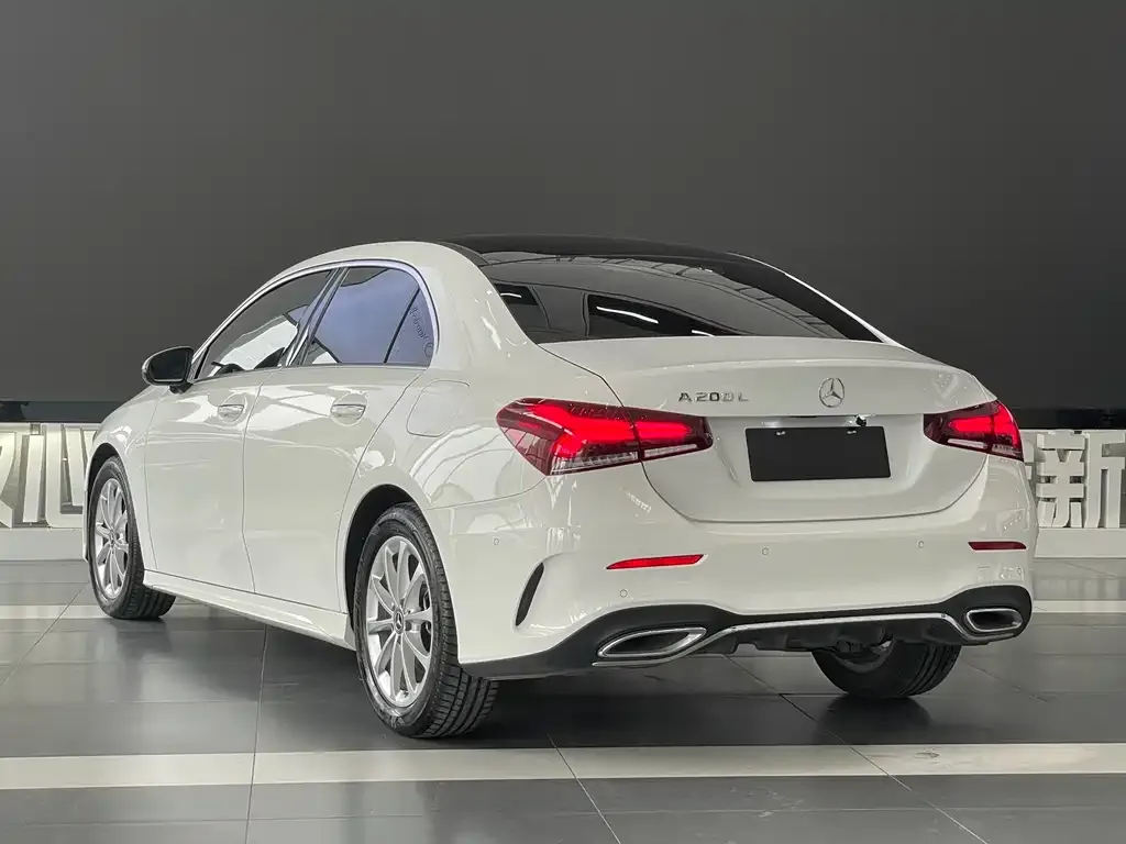 Mercedes-Benz A-Class 2023 из CN, фото 9