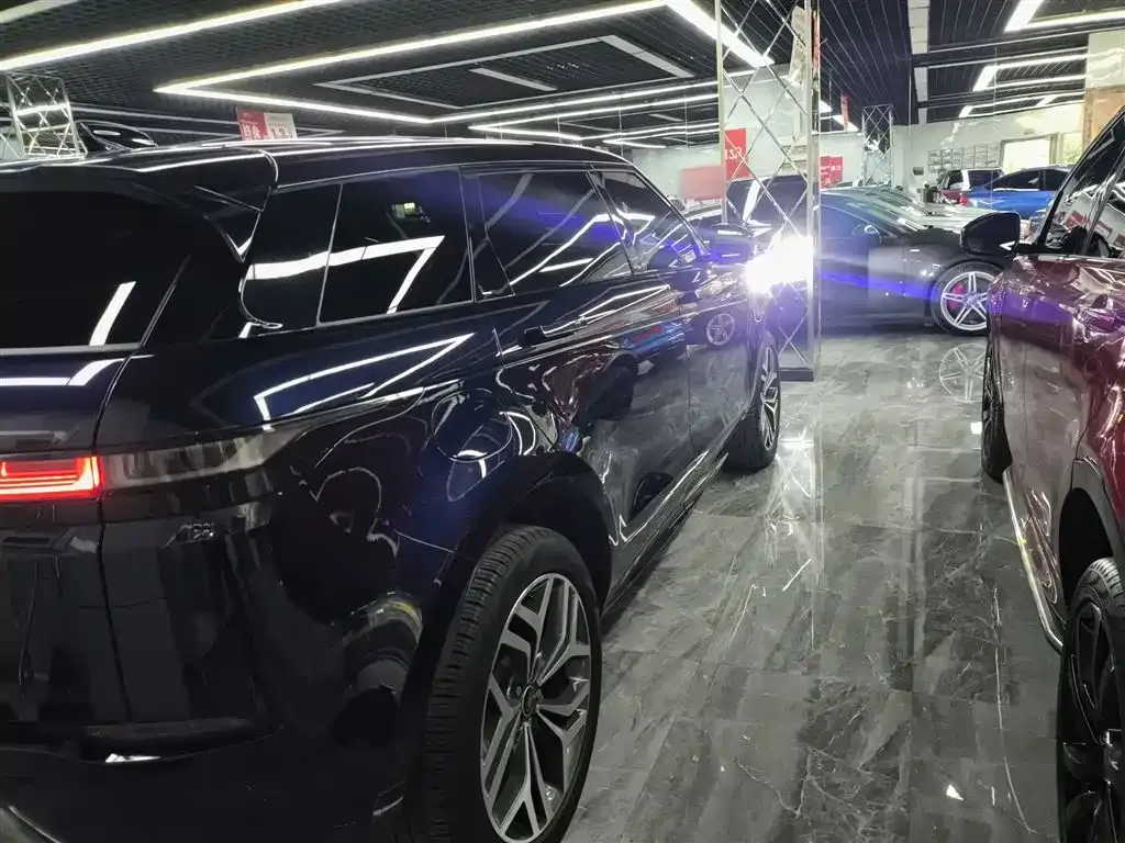 Land Rover Evoque PHEV 2022 из CN, фото 4