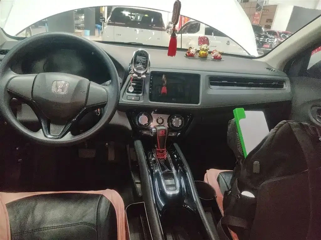 Honda Vezel 2022 из CN, фото 10