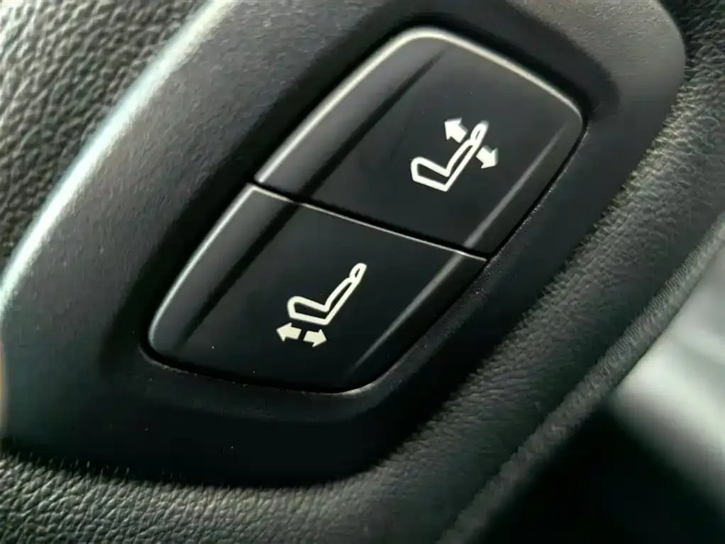 Toyota Camry 2024 из CN, фото 2