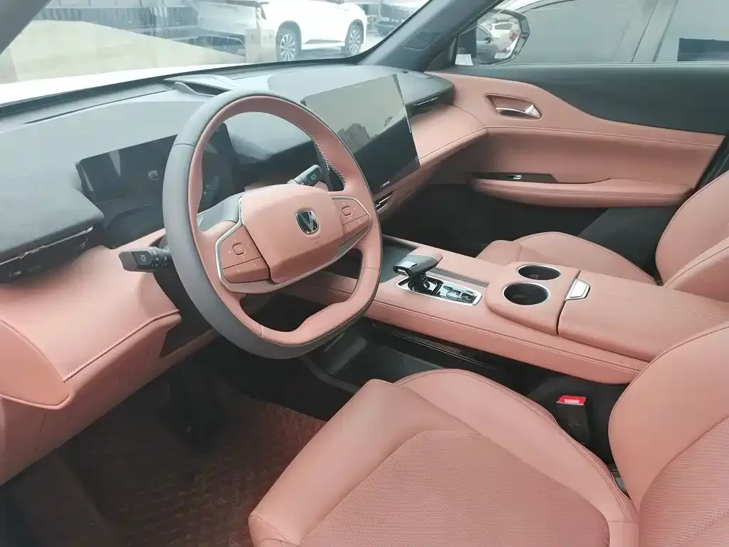Changan UNI-Z 2024 из CN, фото 6