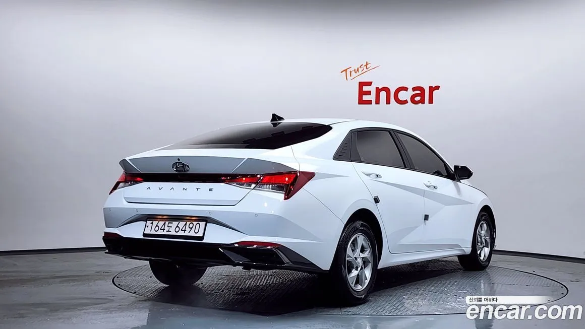Hyundai AVANTE 2021 из KR, фото 6