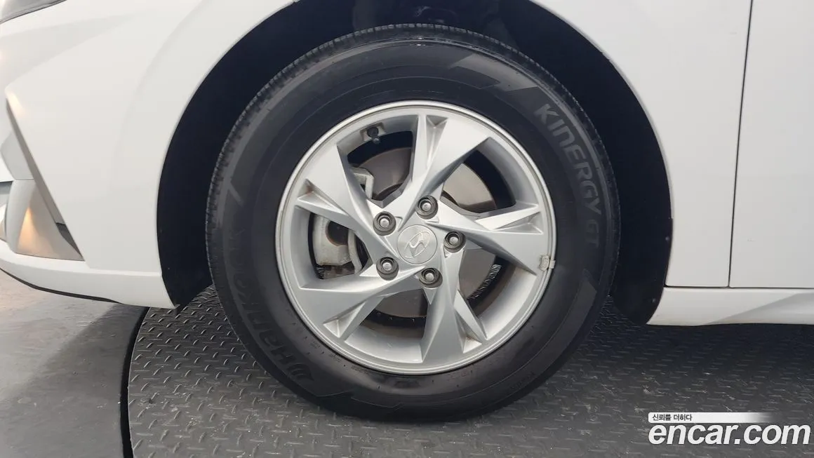 Hyundai AVANTE 2021 из KR, фото 8