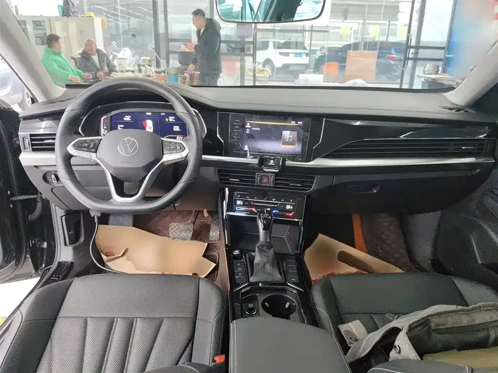 Volkswagen Passat 2025 из CN, фото 2