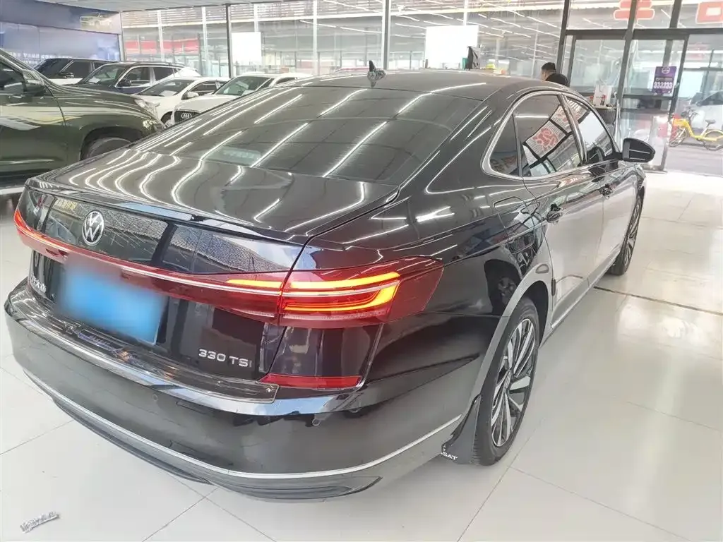 Volkswagen Passat 2025 из CN, фото 4