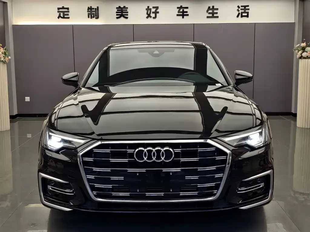 Audi A6L 2024 из CN, фото 2
