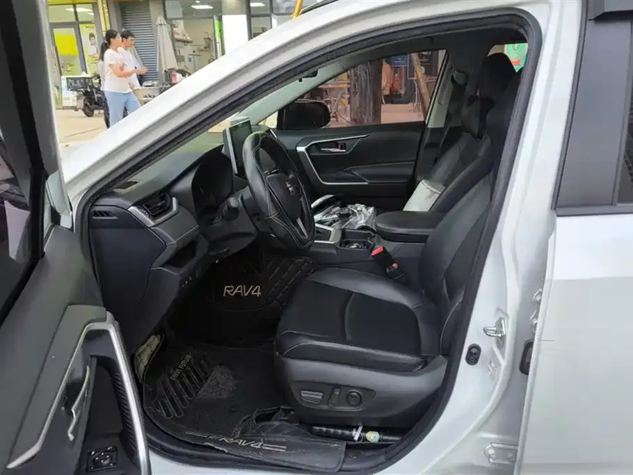 Toyota RAV4 2021 из CN, фото 7