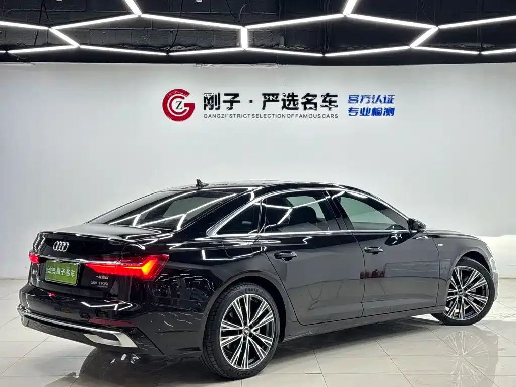 Audi A6L 2024 из CN, фото 3