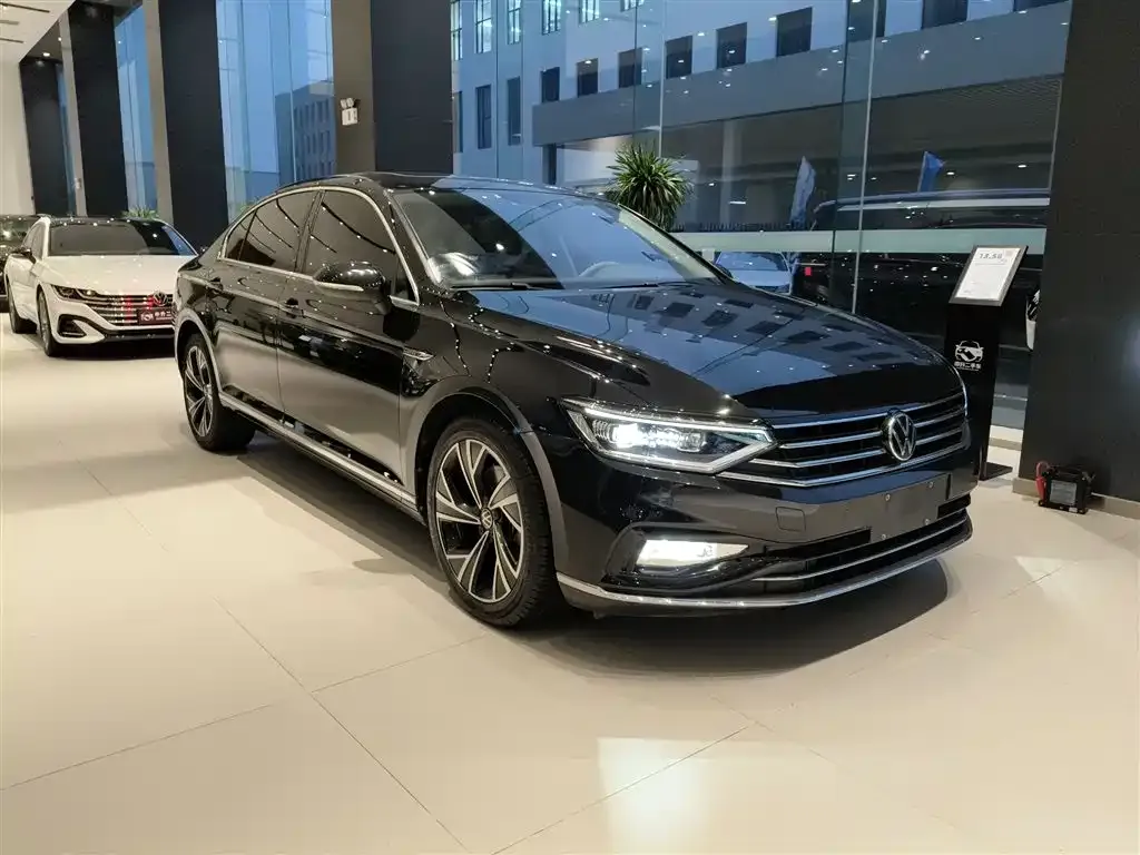 Volkswagen Magotan 2022 из CN, фото 4