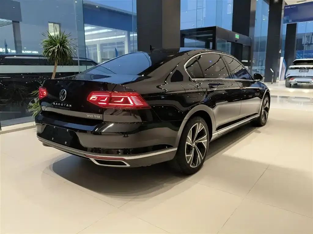 Volkswagen Magotan 2022 из CN, фото 6