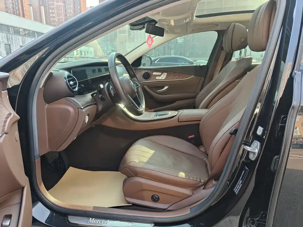Mercedes-Benz E-Class 2023 из CN, фото 8