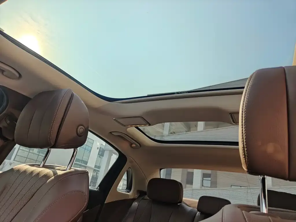 Mercedes-Benz E-Class 2023 из CN, фото 7