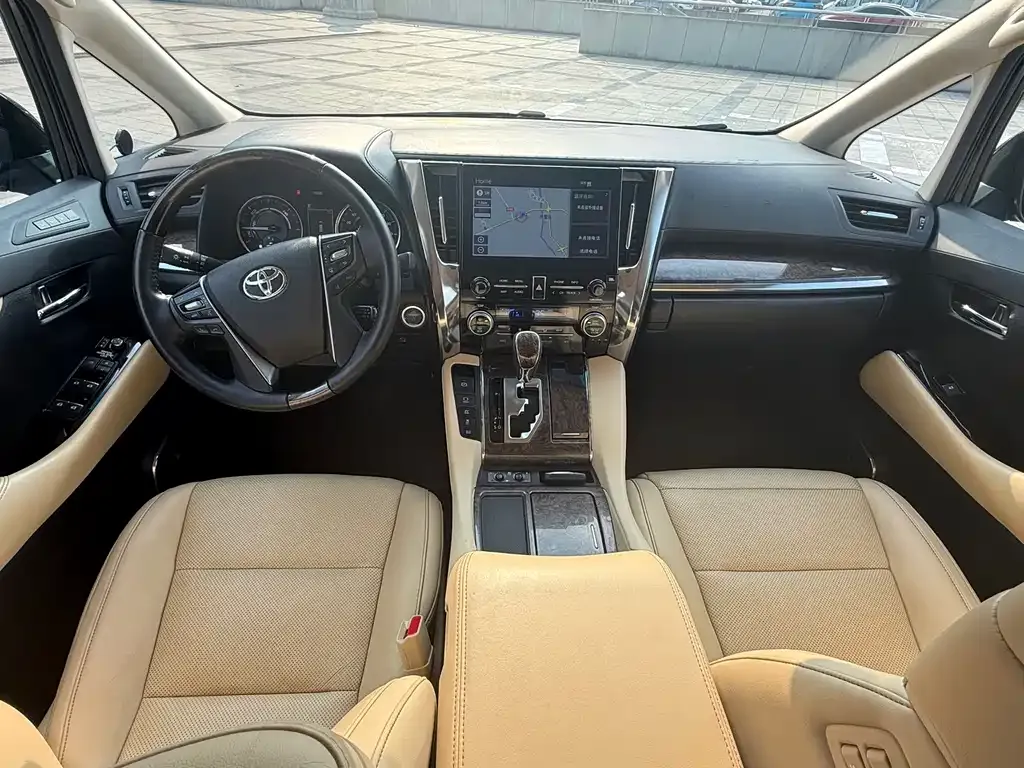 Toyota Vellfire 2021 из CN, фото 10