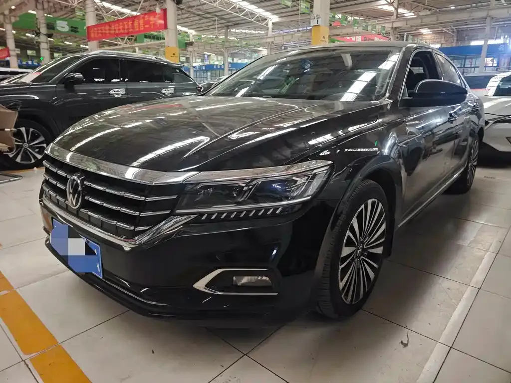 Volkswagen Passat 2022 из CN, фото 1