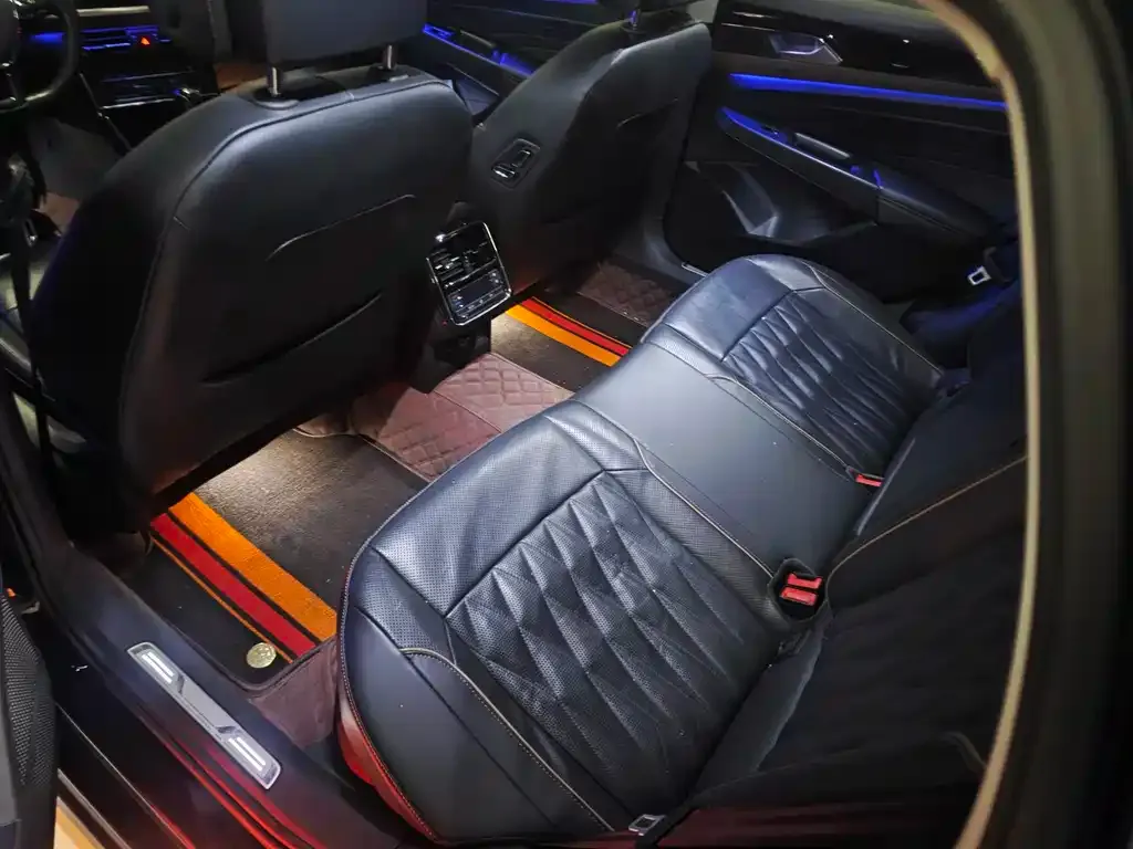 Volkswagen Passat 2022 из CN, фото 6